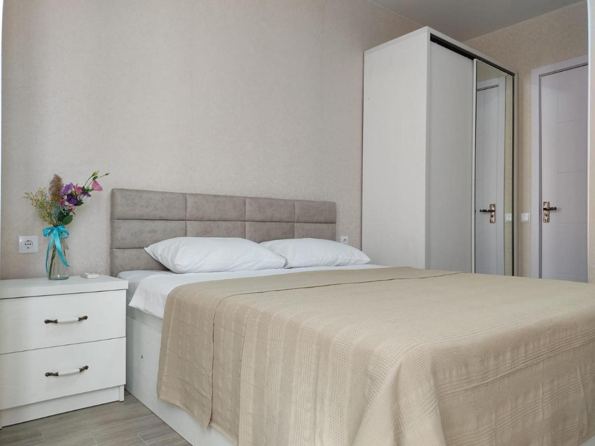 Pushkin Street Pearl Hotel Kutaiszi Kültér fotó