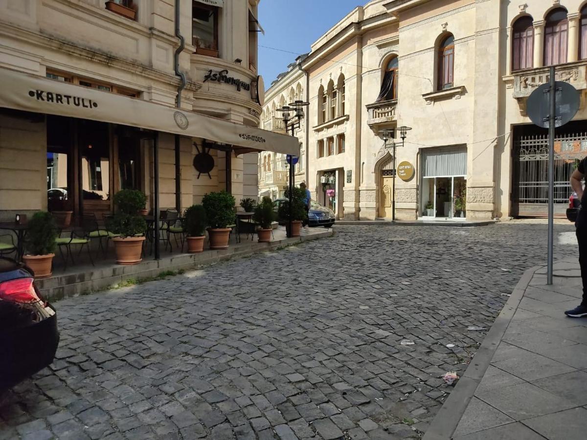 Pushkin Street Pearl Hotel Kutaiszi Kültér fotó