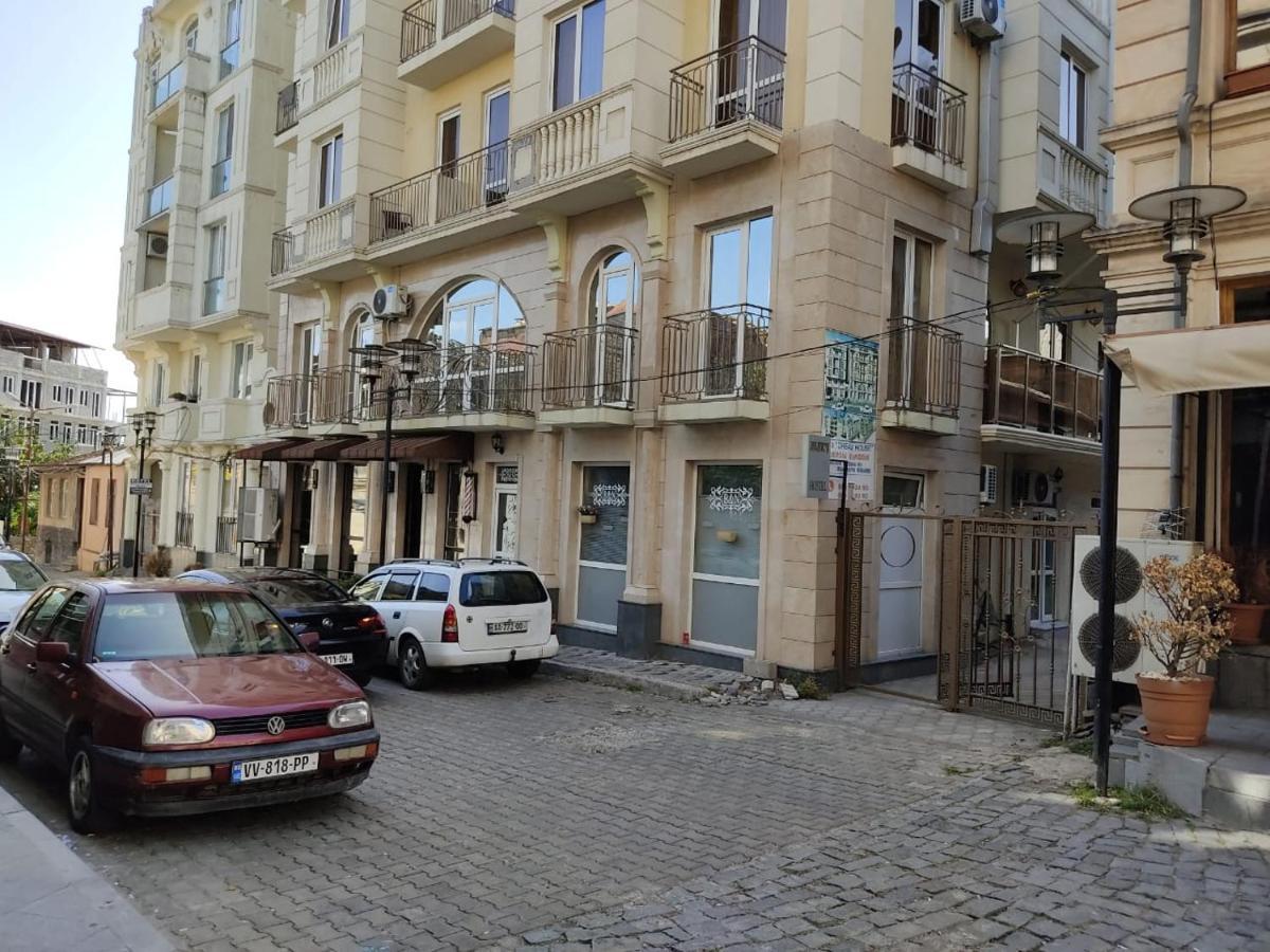 Pushkin Street Pearl Hotel Kutaiszi Kültér fotó