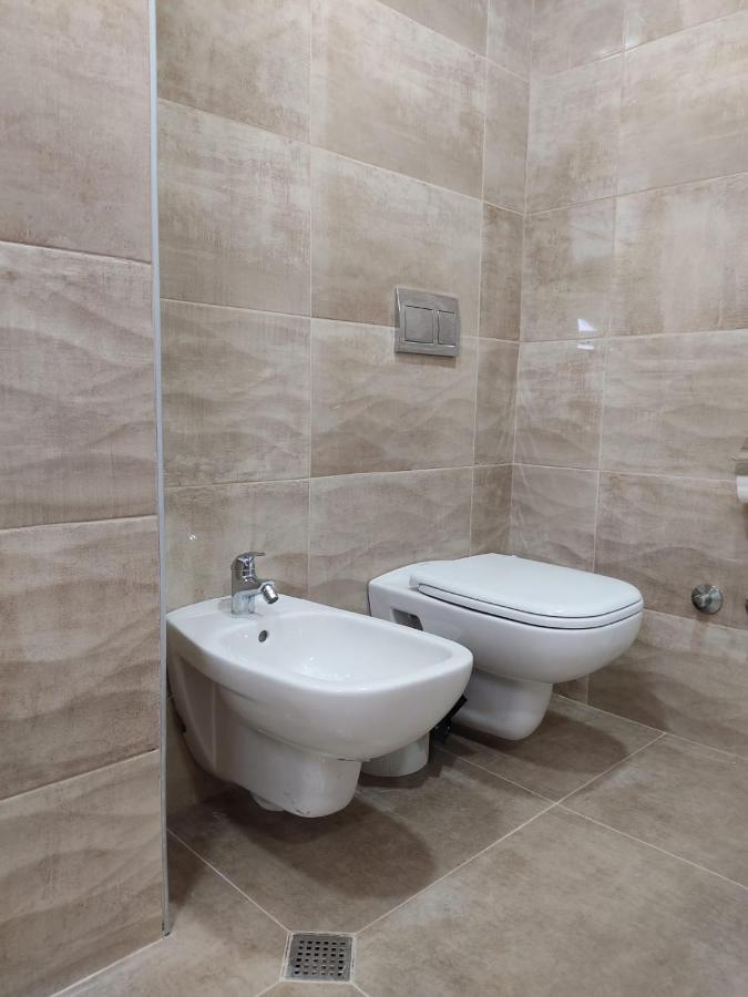 Pushkin Street Pearl Hotel Kutaiszi Kültér fotó