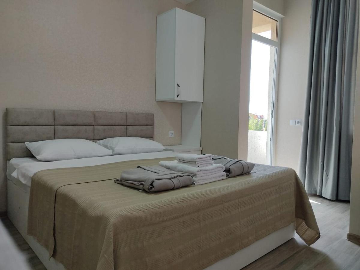 Pushkin Street Pearl Hotel Kutaiszi Kültér fotó