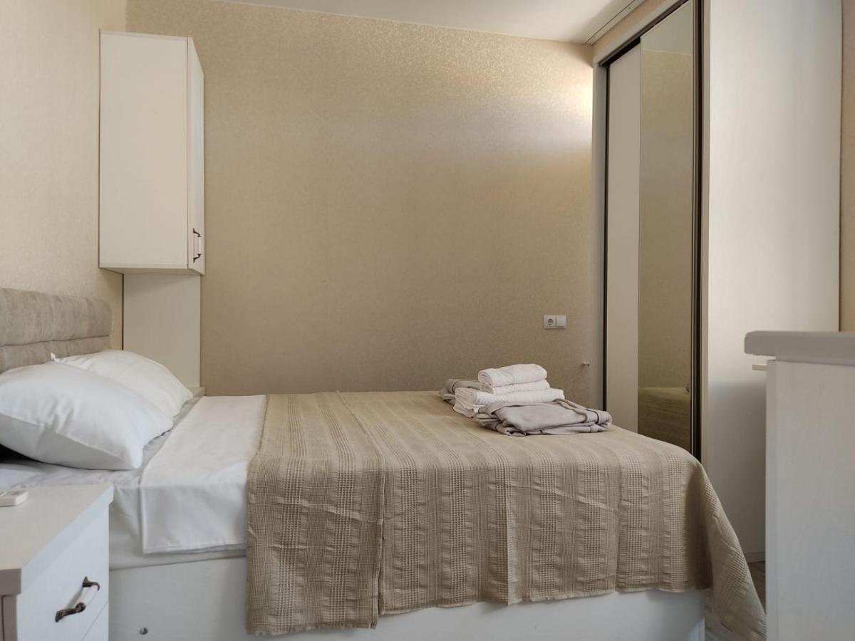 Pushkin Street Pearl Hotel Kutaiszi Kültér fotó