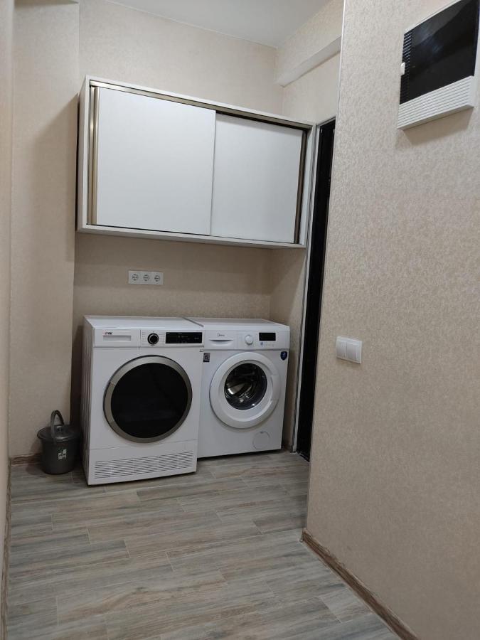 Pushkin Street Pearl Hotel Kutaiszi Kültér fotó