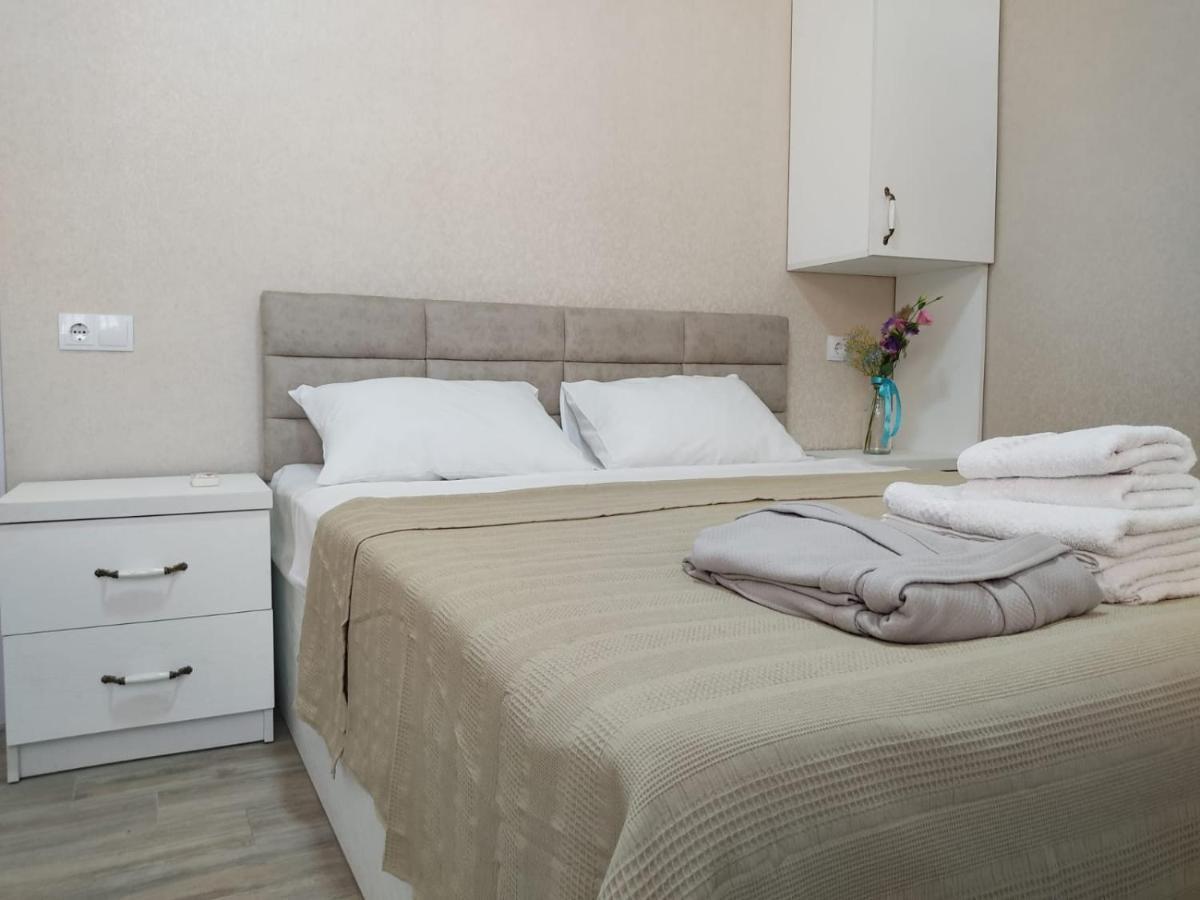 Pushkin Street Pearl Hotel Kutaiszi Kültér fotó
